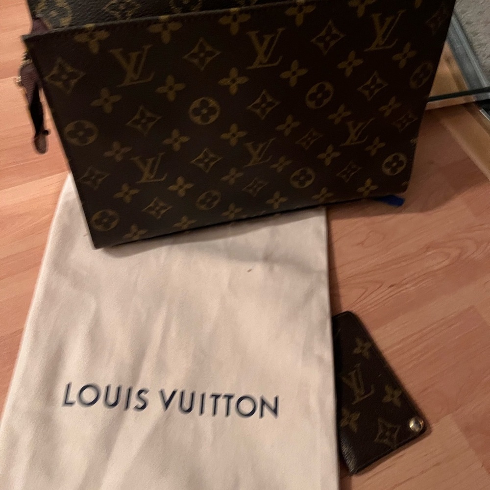 •Louis Vuitton 2019 Monogram Toilette AND LV Canvas pocket/organizer wallet - Picture 5 of 16
